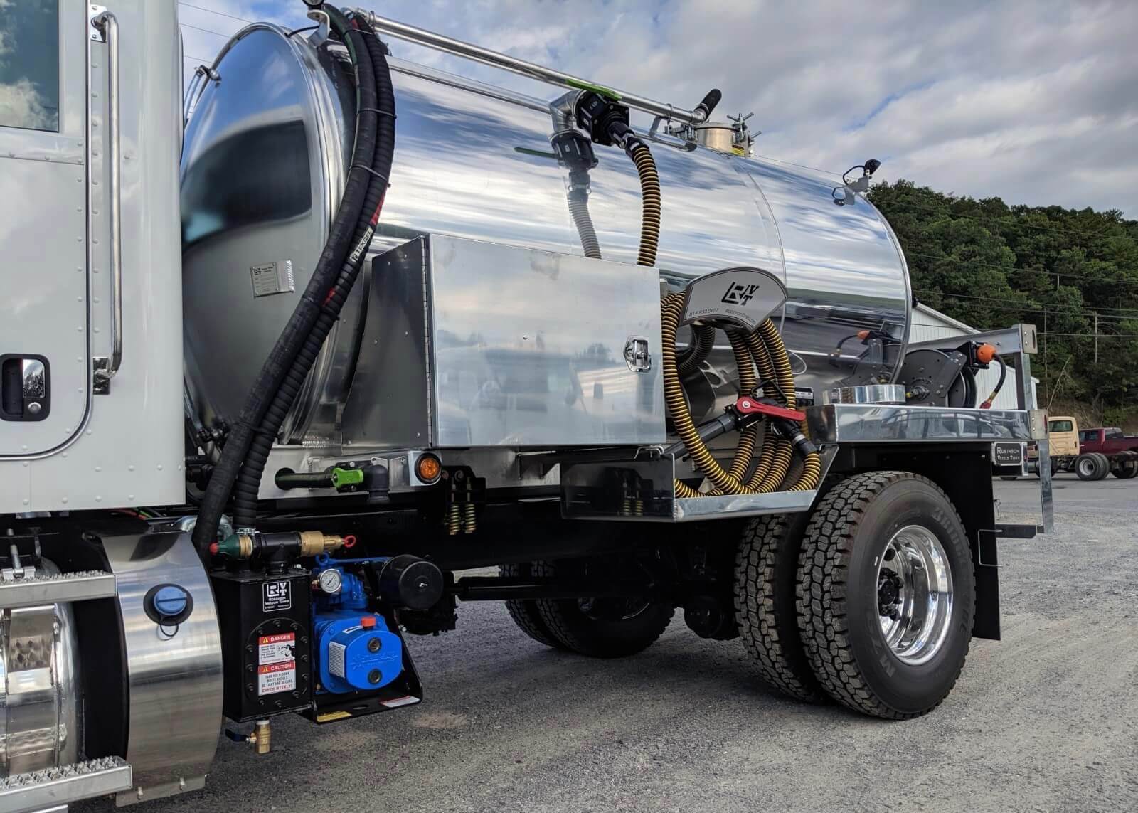 2020 RVT (2000 Gallon) Portable Restroom Truck