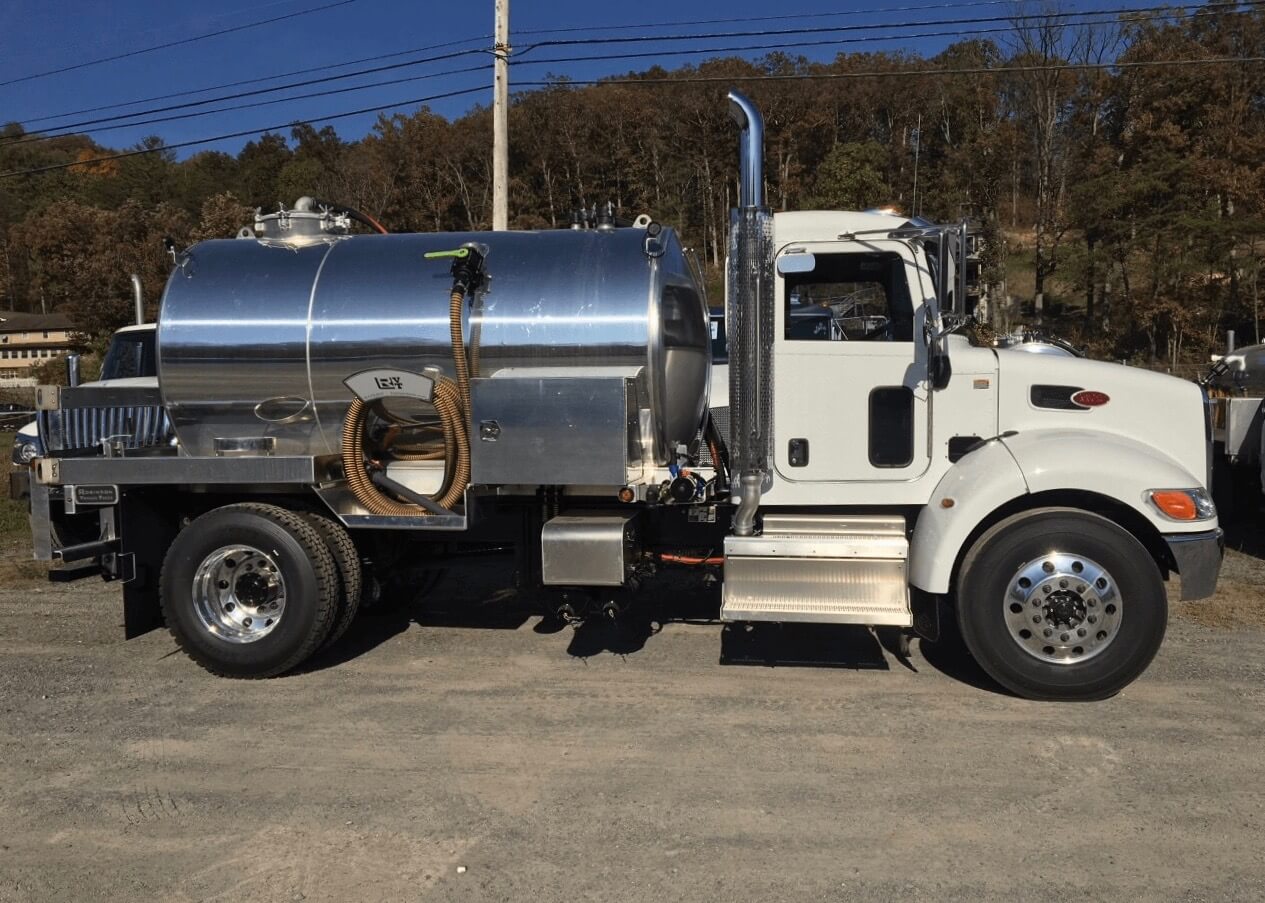 2020 RVT (2000 Gallon) Portable Restroom Truck