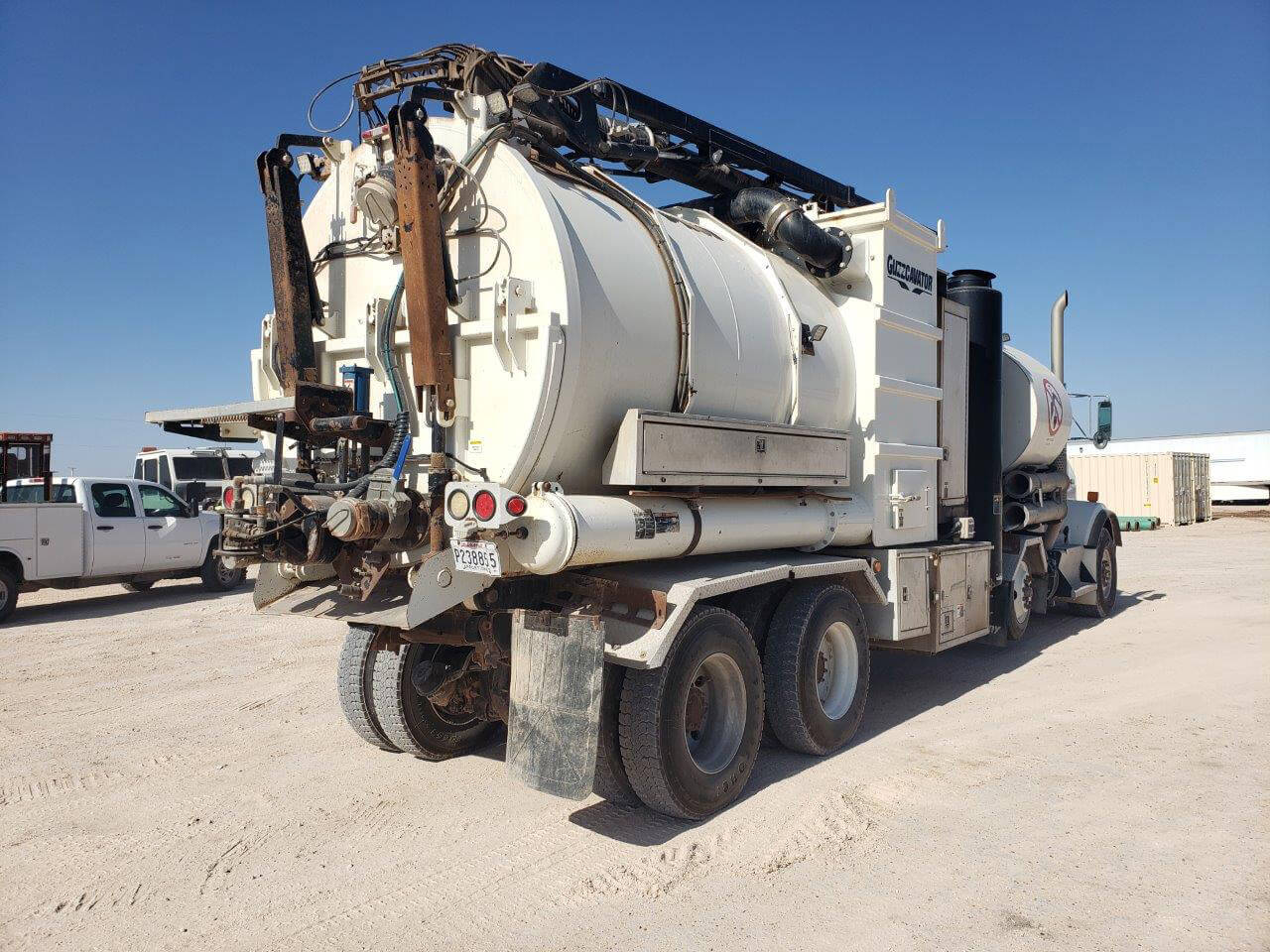 2015 Guzzler Guzzavator Hydrovac / Industrial Vacuum Truck w/ Sludge Pump
