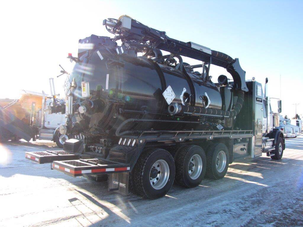 2020 CustomVac TC407/412 (2905Gallon Debris / 1056 Water) Combo Wash