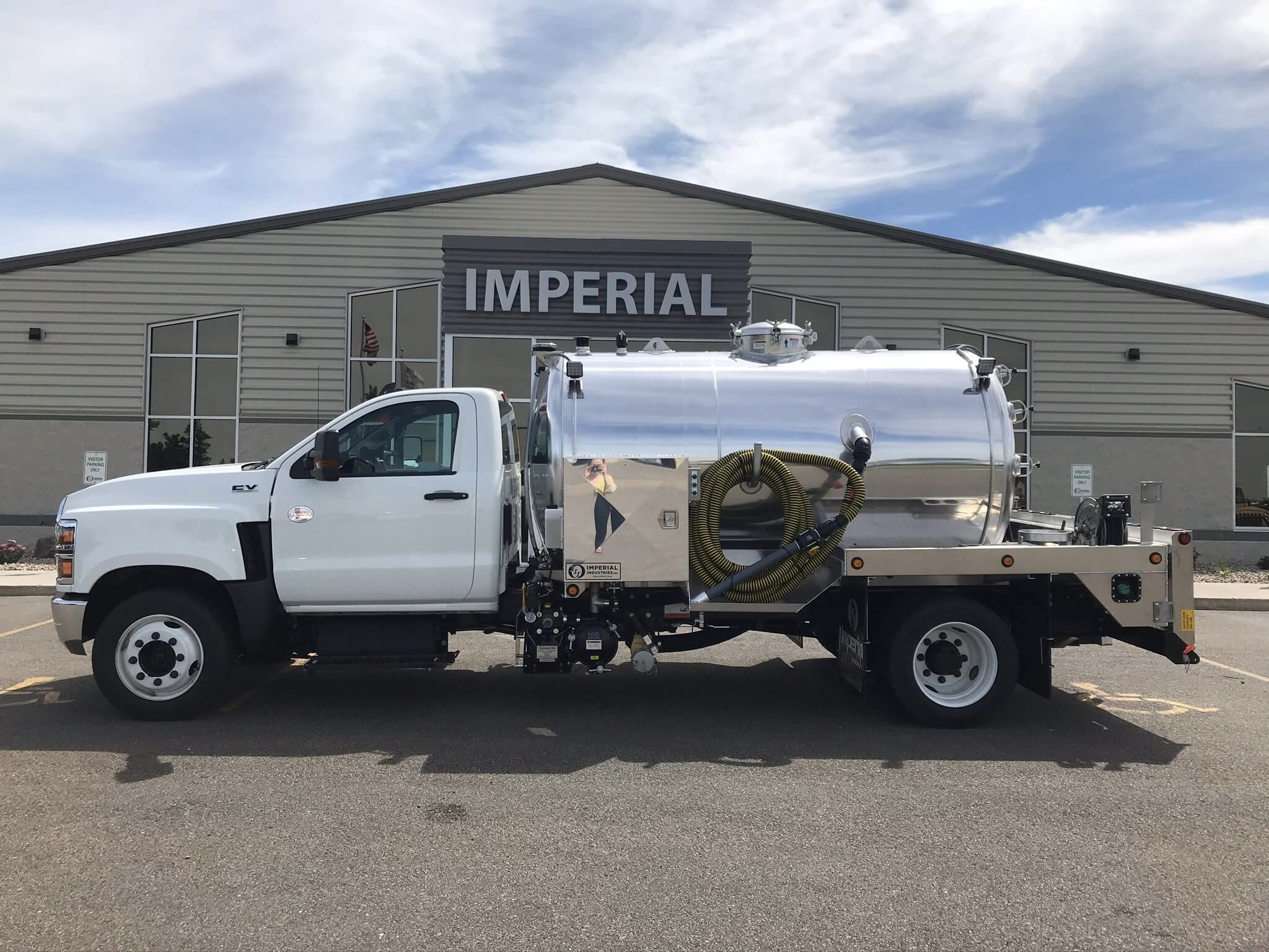2022 Imperial Industries Aluminum (1300Gallon) Portable Restroom Truck