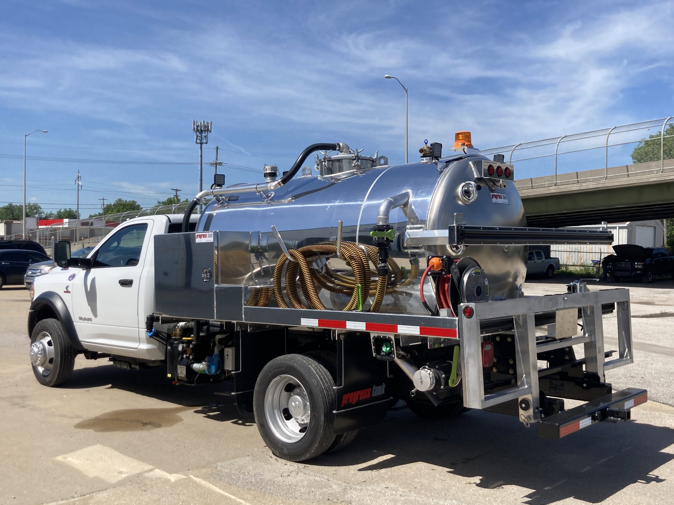 2022 Progress Tank (1250Gallon) Portable Restroom Truck Hydro Vac